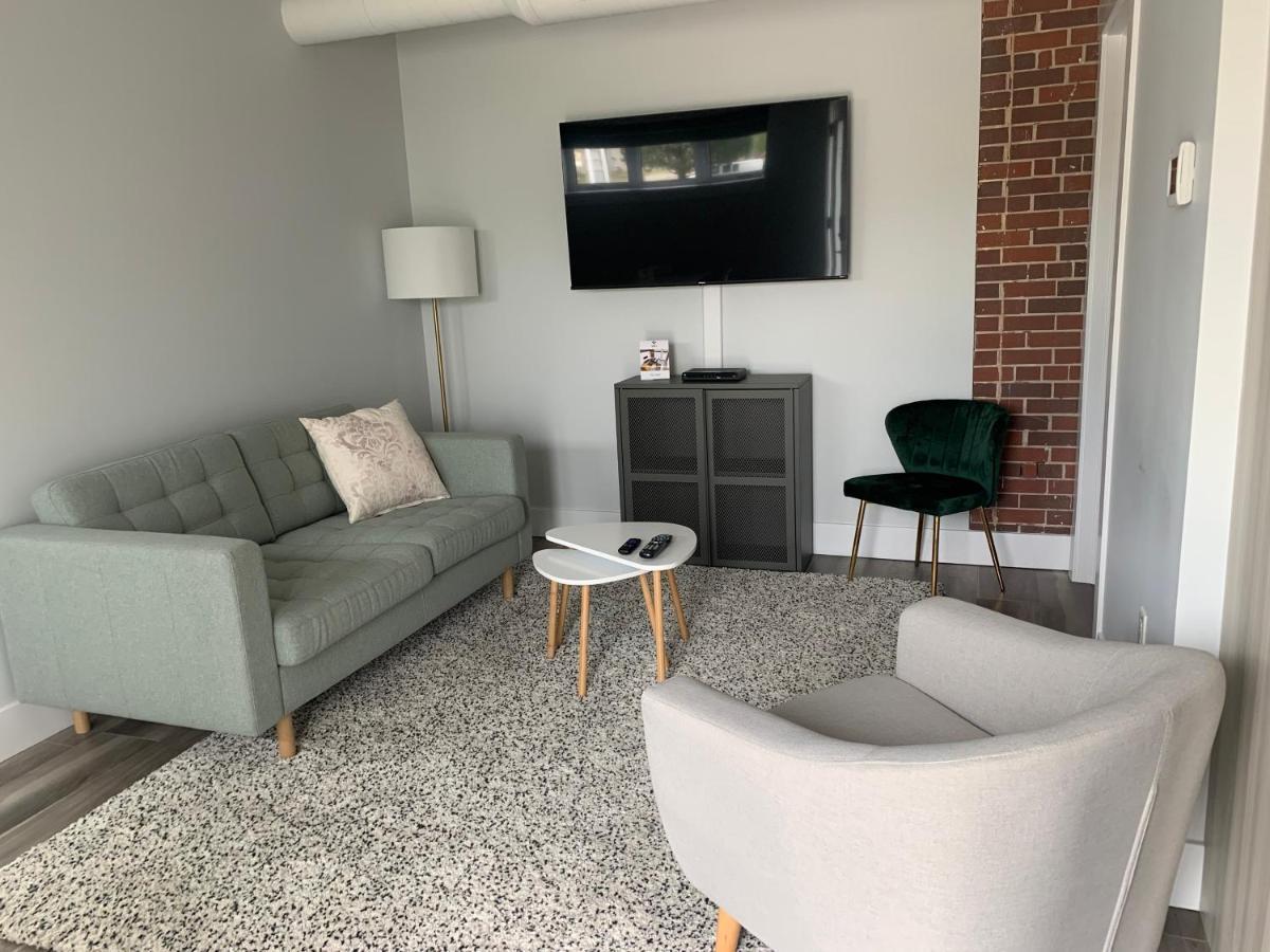 Station 1 By Terra Hospitality Lejlighedshotel Moncton Eksteriør billede
