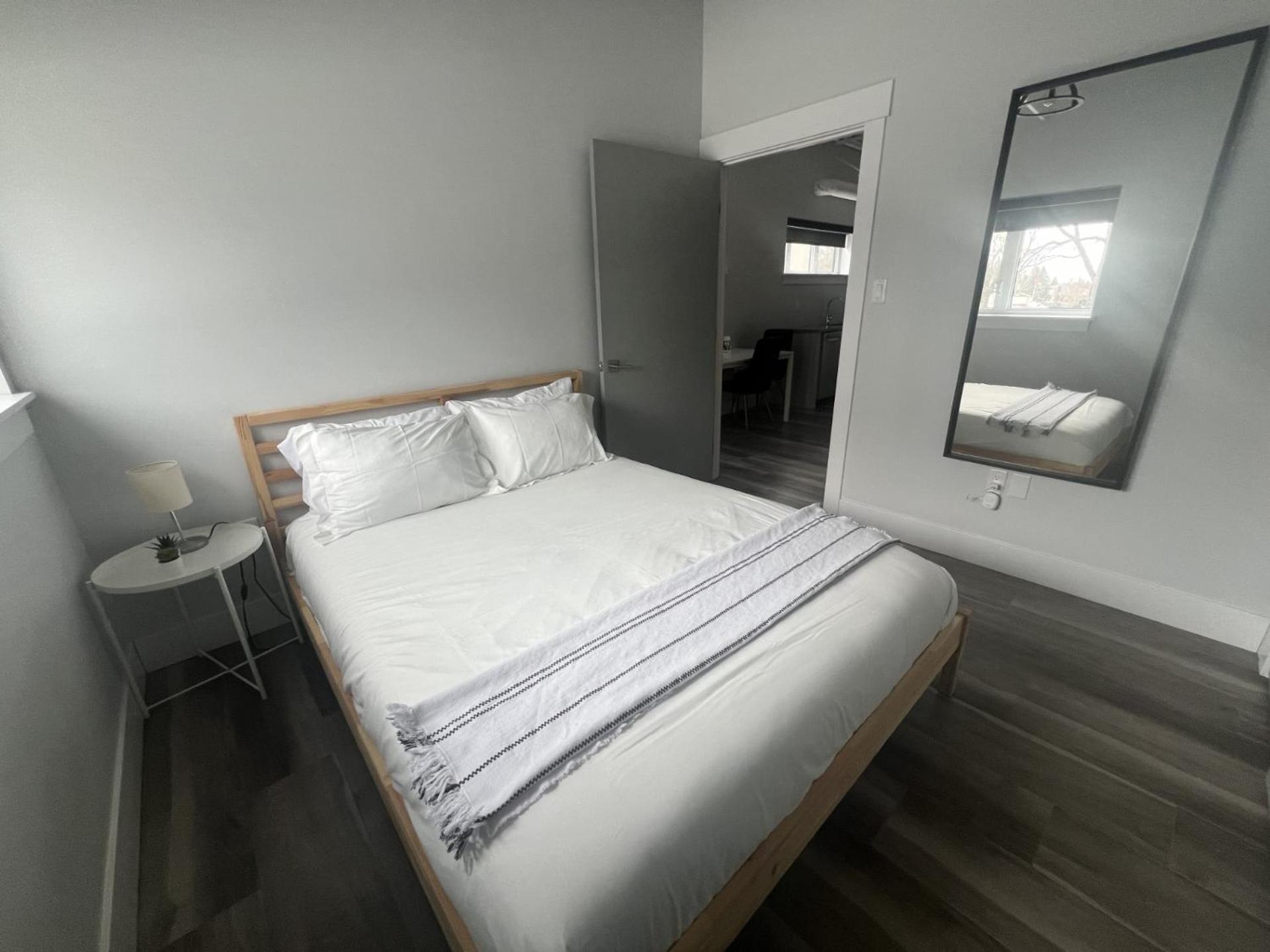 Station 1 By Terra Hospitality Lejlighedshotel Moncton Eksteriør billede
