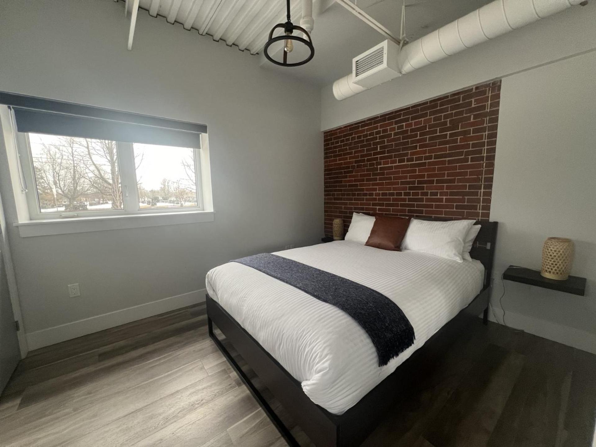 Station 1 By Terra Hospitality Lejlighedshotel Moncton Eksteriør billede