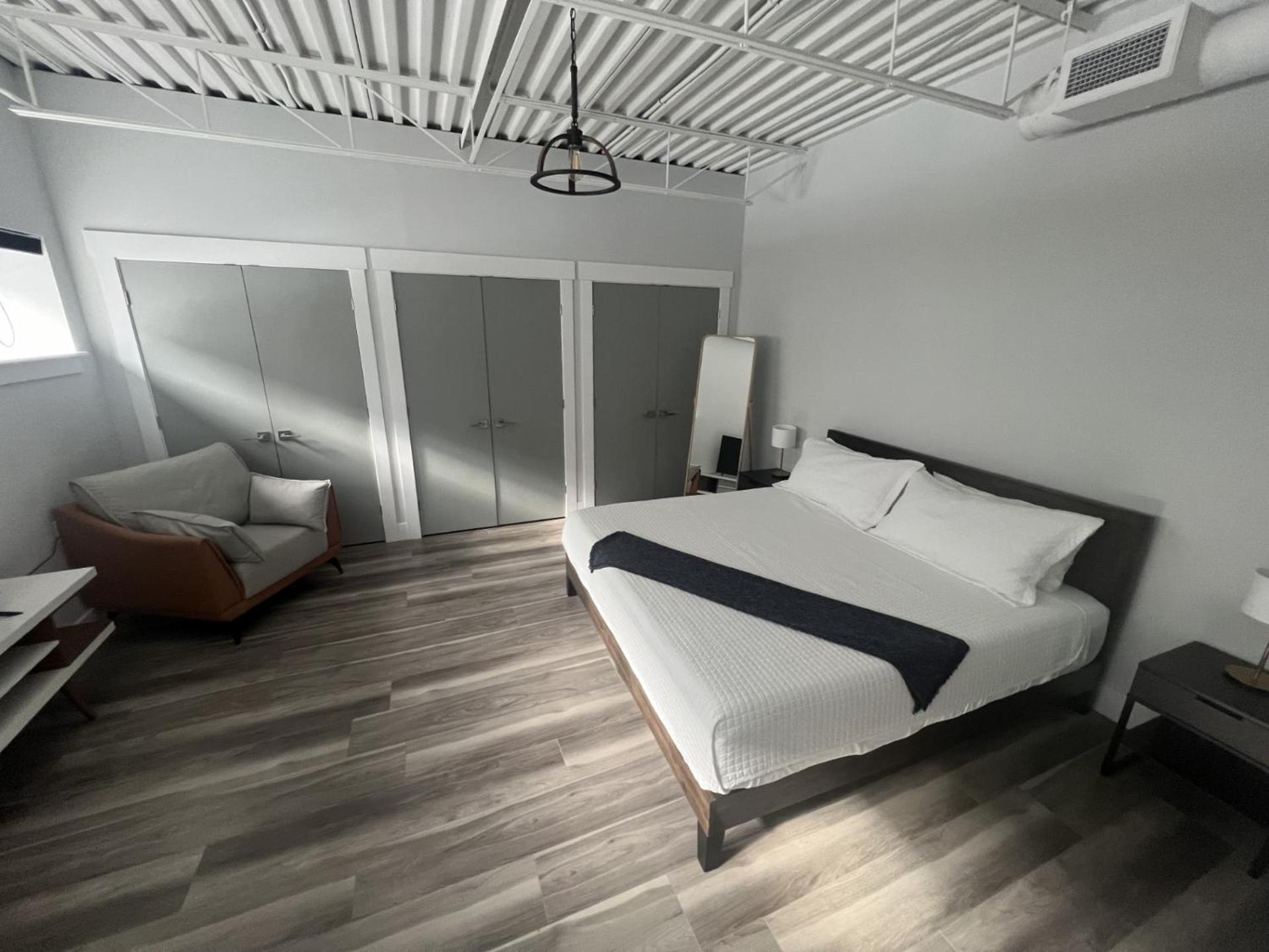 Station 1 By Terra Hospitality Lejlighedshotel Moncton Eksteriør billede